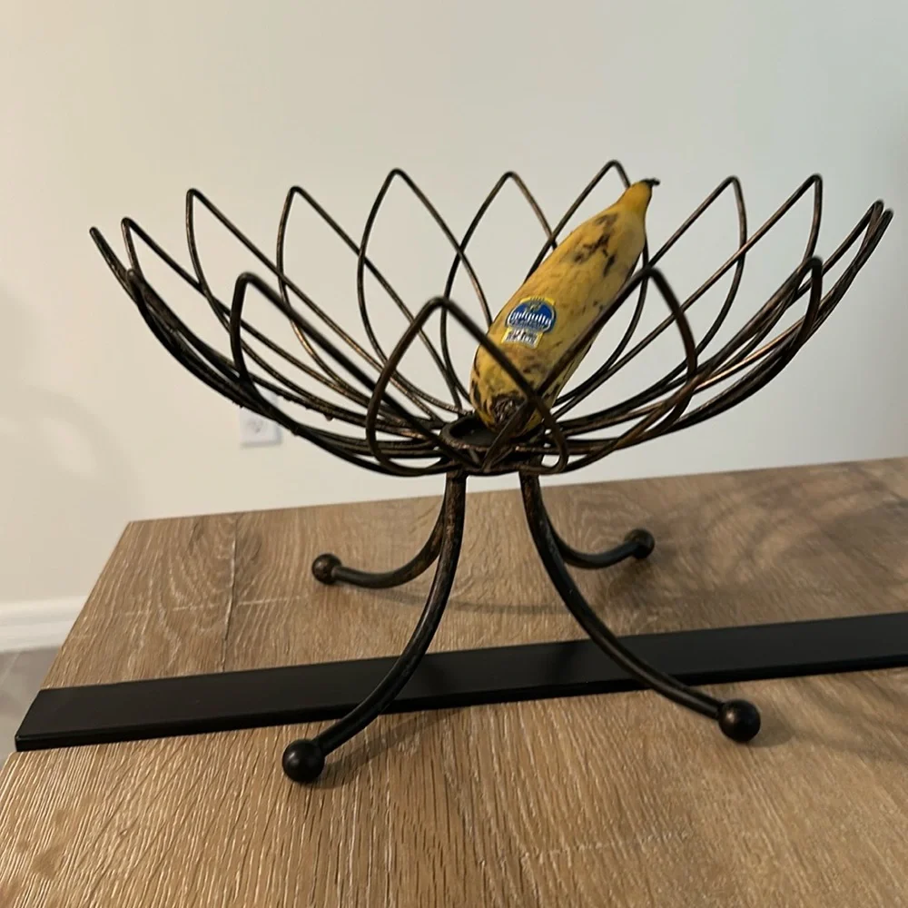 Metal dark bronze golden fruit basket
